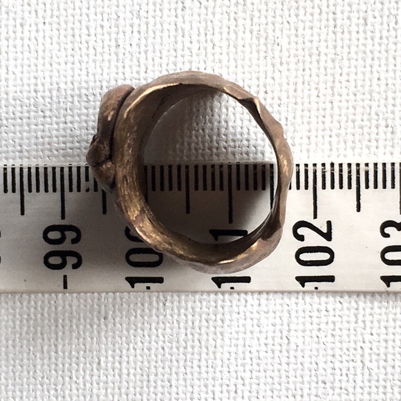 Copper Bronze Tones Fish Like Ring Size 6 Pinky Ring ? - Picture 8 of 8